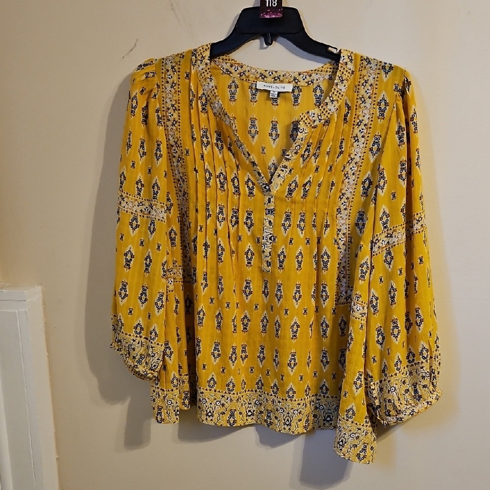 Rose & Olive Yellow V Neck Blouse. In EUC
